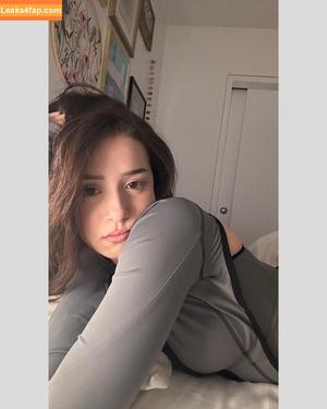 Pokimane фото #0093