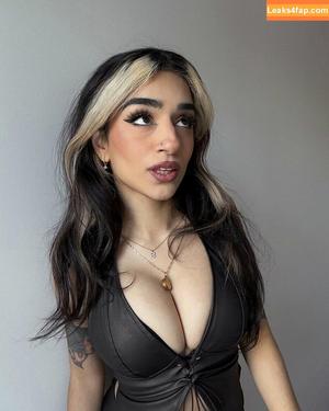 Saira Rose photo #0004