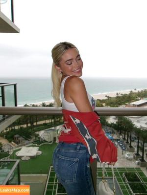 Livvy Dunne photo #0035