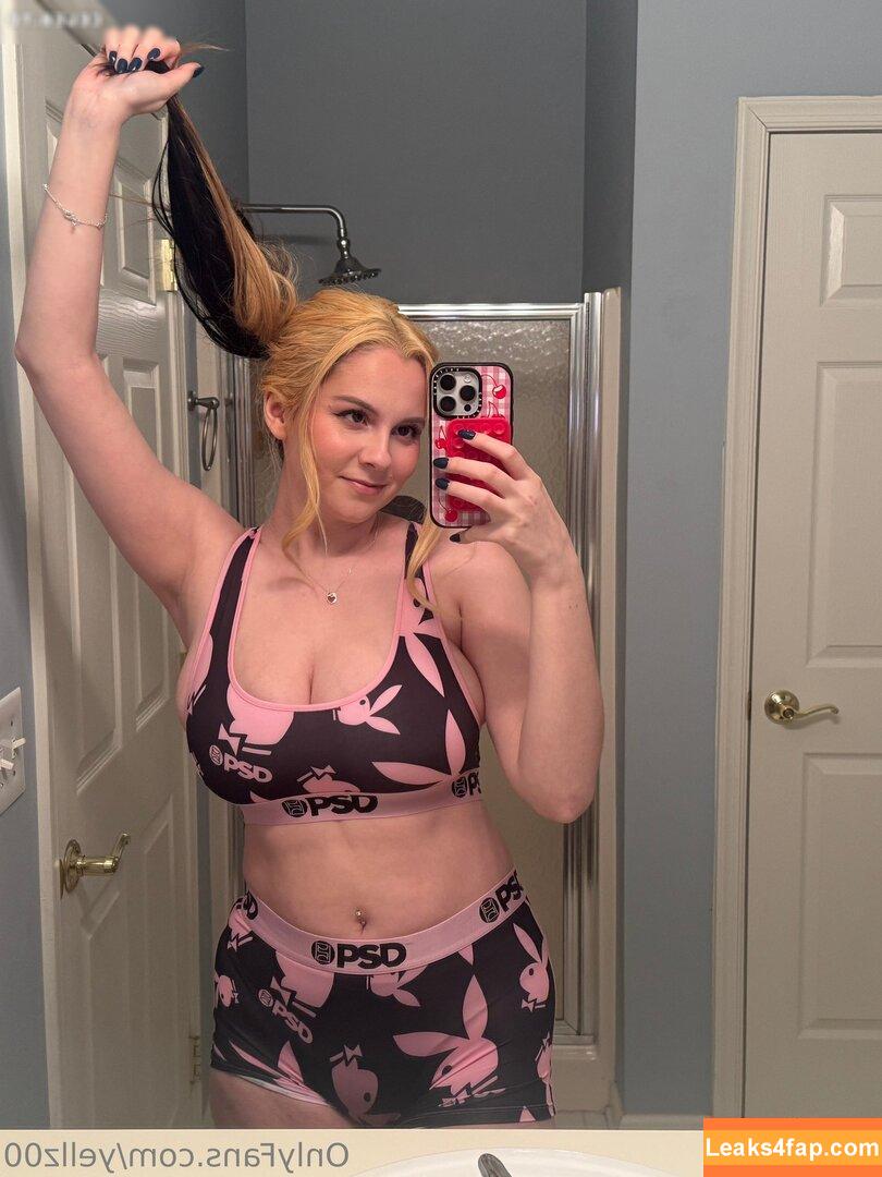 yellz0 / Yellz1 / bigtittygothegg / yellz leaked photo photo #0006