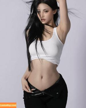 17Yokko photo #0004