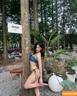 17Yokko photo #0013