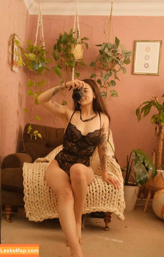 Alyska / alyskaplays leaked photo photo #0008