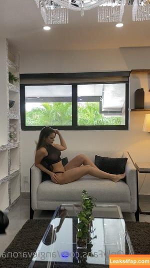 Angie Varona photo #0207