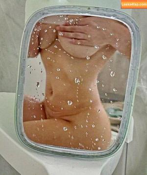 Angie Varona photo #0226