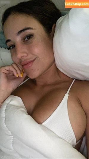 Angie Varona photo #0230