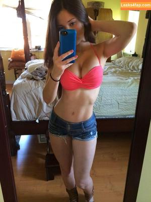 Angie Varona photo #0563