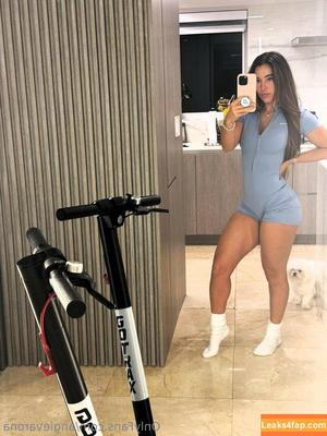 Angie Varona фото #0643