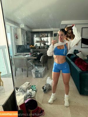 Angie Varona фото #0649