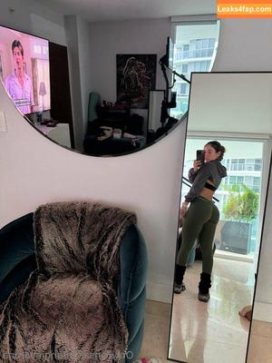 Angie Varona фото #0663