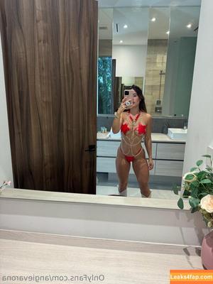 Angie Varona фото #0706