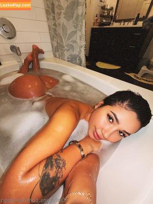 Anna Beggion photo #0009