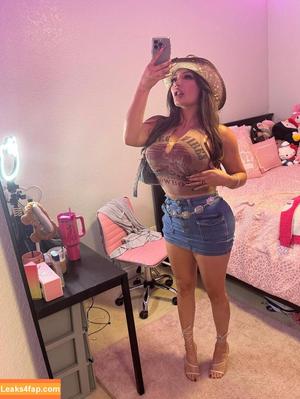 Brianna Christine photo #0024