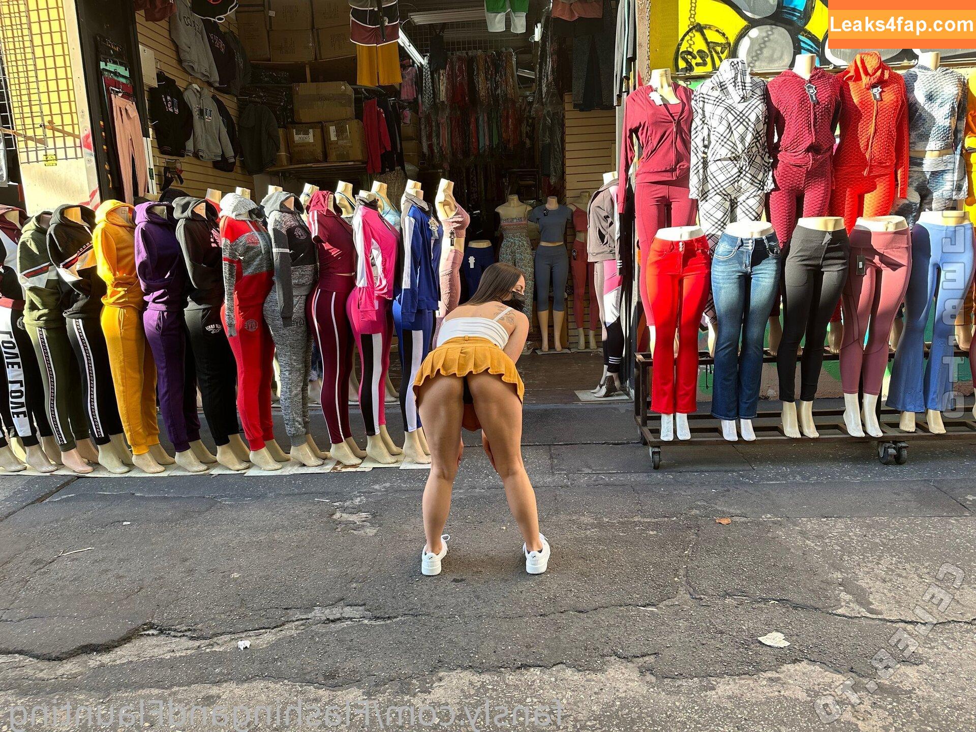 FlashingEmma / flashing_emma / https: leaked photo photo #0020