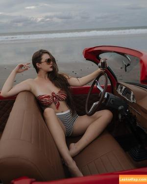 Isabella Ardley photo #0247