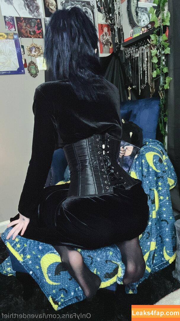 lavenderthief / lavxndxrthixf leaked photo photo #0002