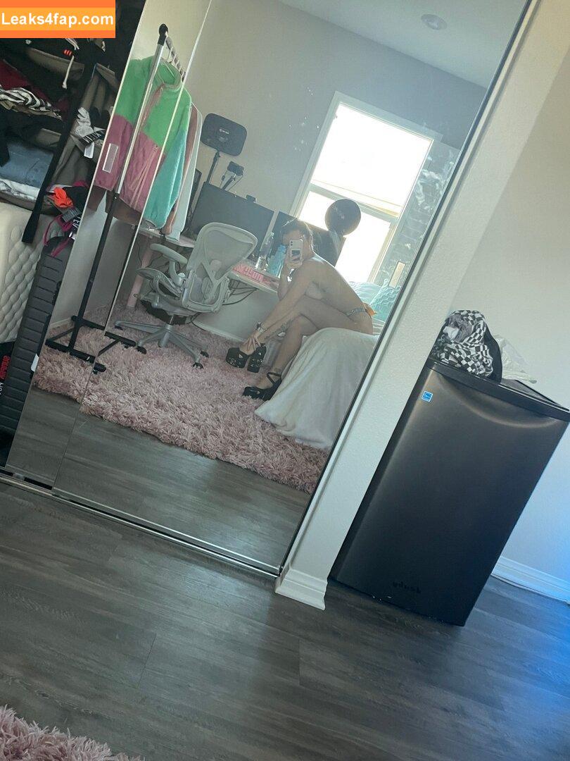 NYYXXII / nyyxxii_ leaked photo photo #0010