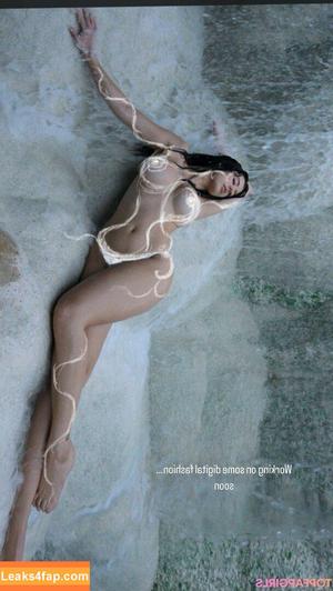 Sarah McDaniel photo #0026