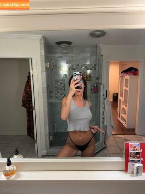 Briana Armbruster photo #0004