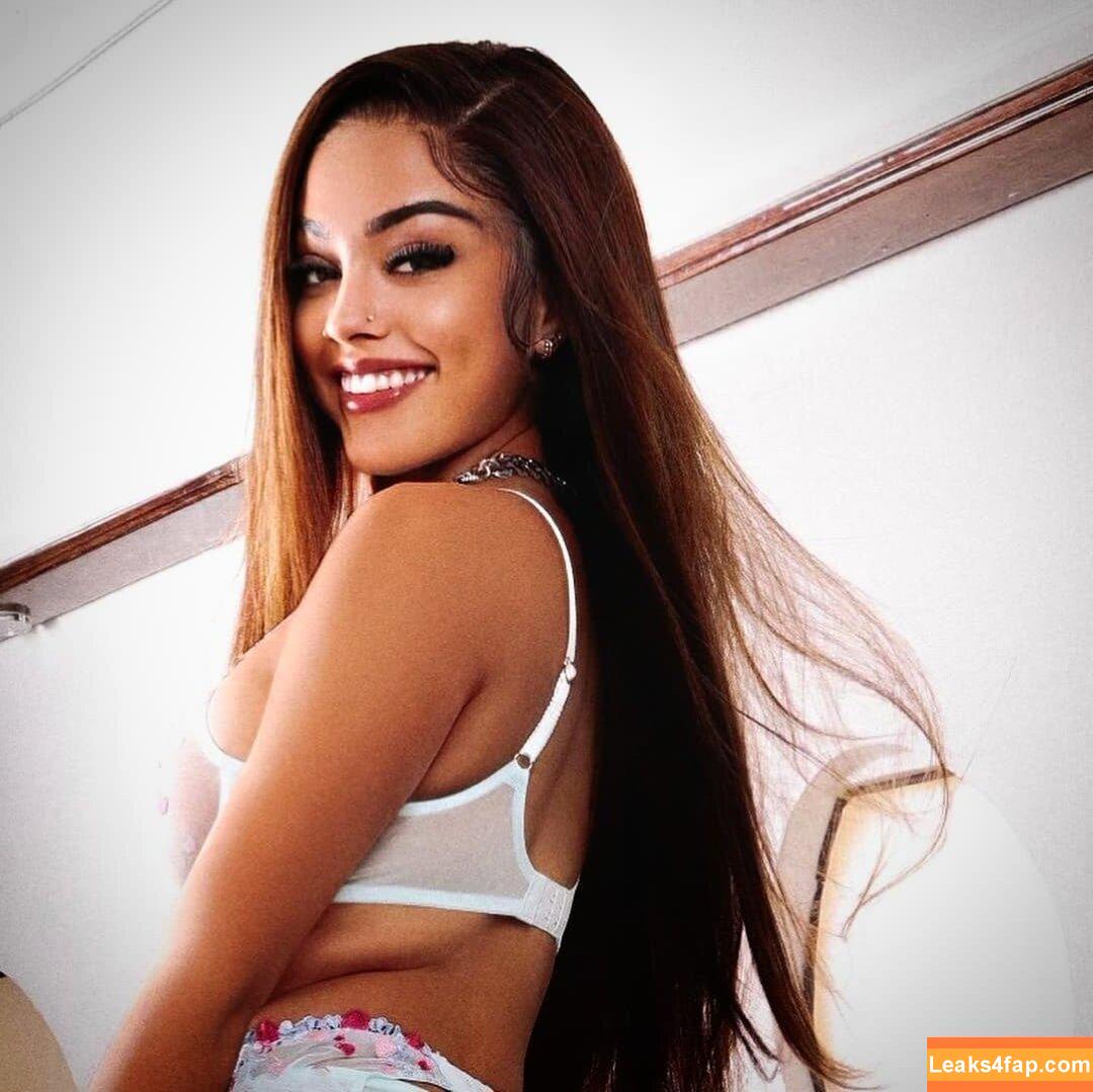 Malu Trevejo / https: / malutrevejo / malutrevejovip слитое фото фото #0029