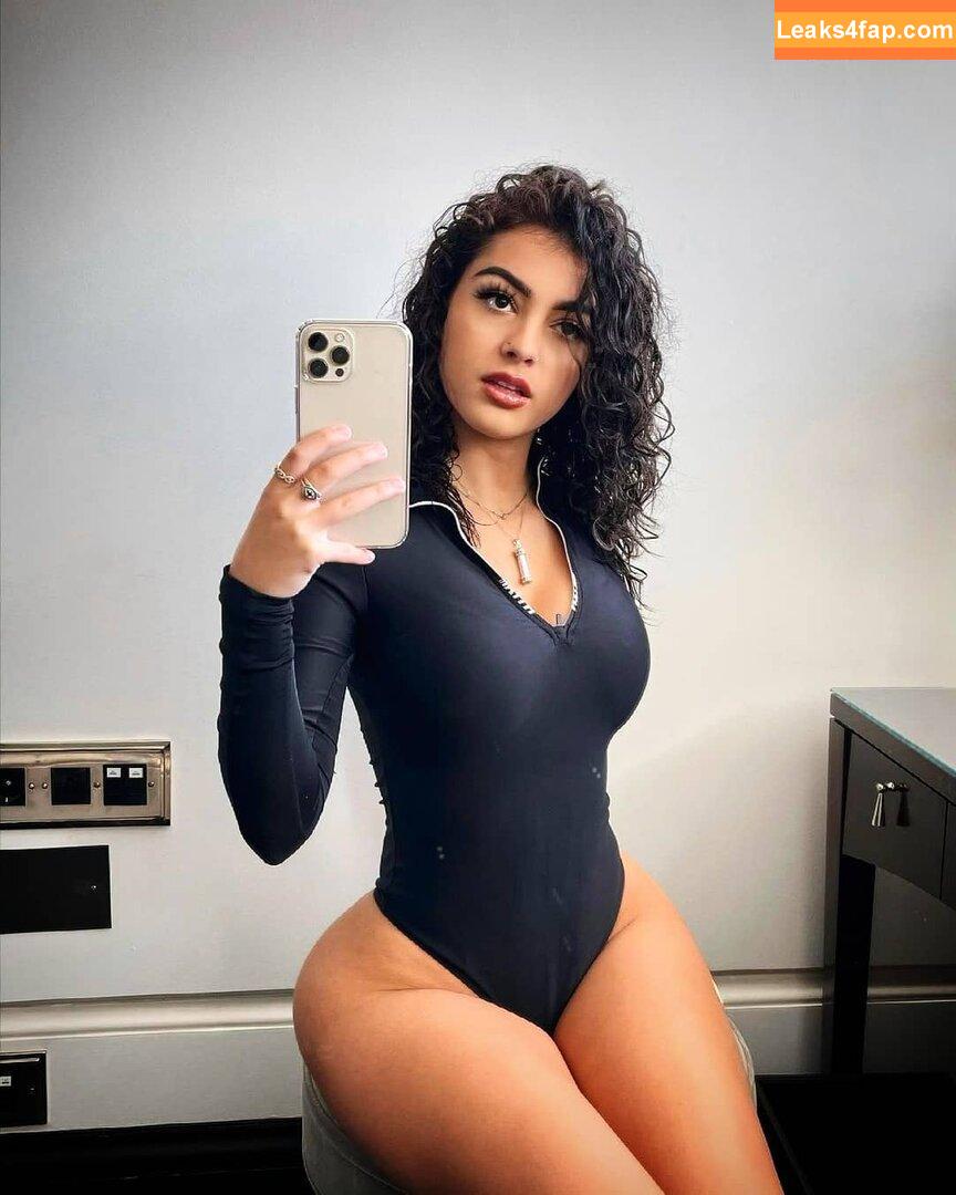 Malu Trevejo / https: / malutrevejo / malutrevejovip слитое фото фото #0043