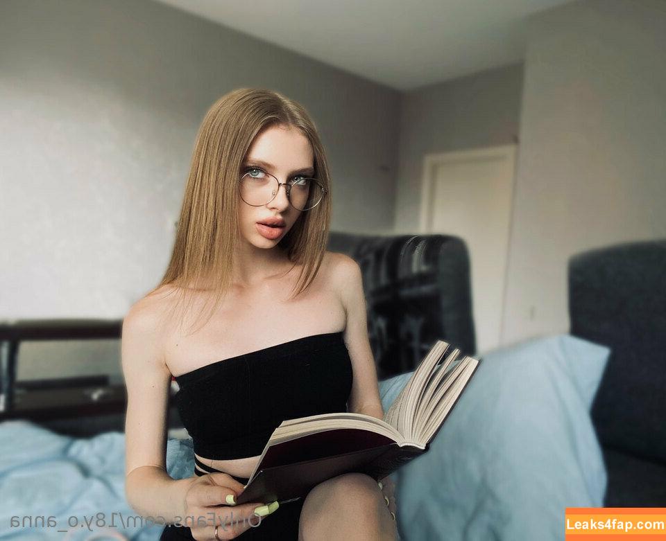 18y.o_anna / annaomusic leaked photo photo #0011