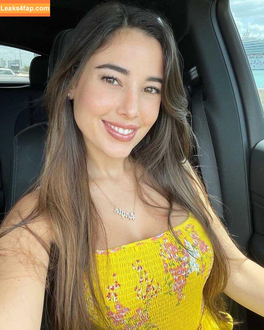 Angie Varona / angievarona leaked photo photo #0052