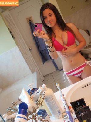 Angie Varona photo #0044