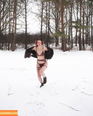 Erna Burn photo #0055