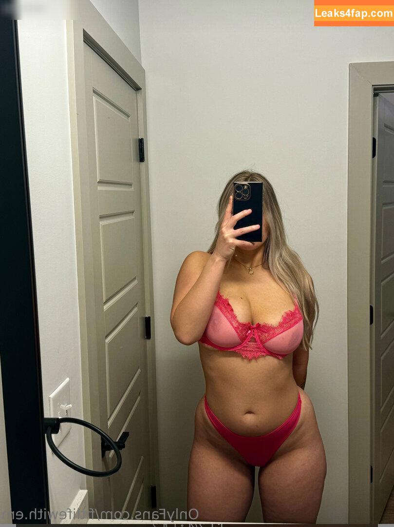 fitlifewith.em /  leaked photo photo #0016