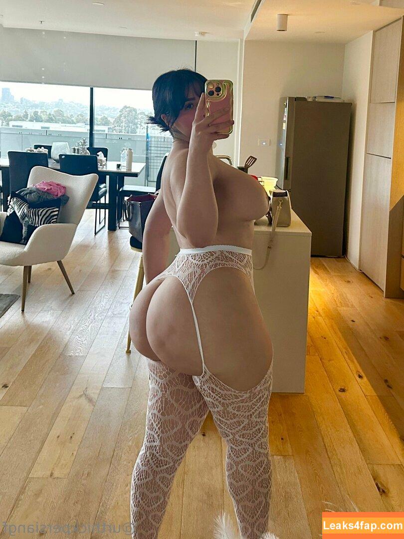 foreignamira / Ameliasocurvy / ameliasocurvyy / amirathick слитое фото фото #0004