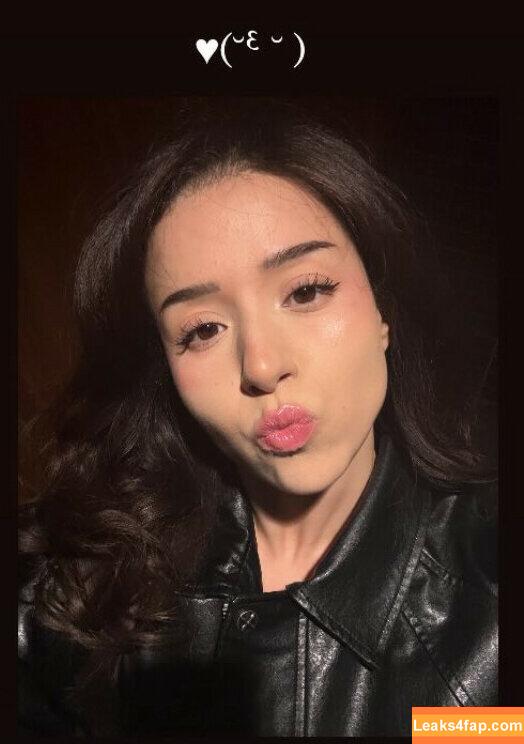 Pokimane / pokimanelol / pokinaneonlyfan слитое фото фото #0048