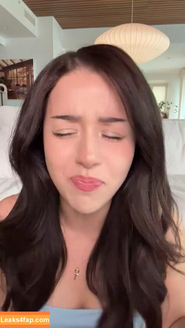 Pokimane / pokimanelol / pokinaneonlyfan слитое фото фото #0056