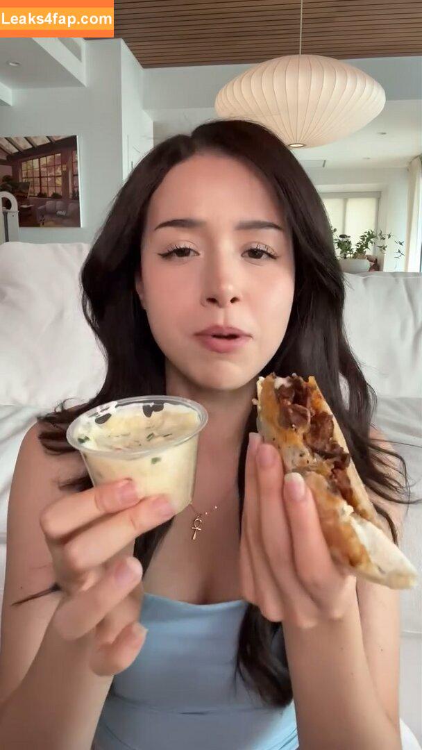 Pokimane / pokimanelol / pokinaneonlyfan слитое фото фото #0062