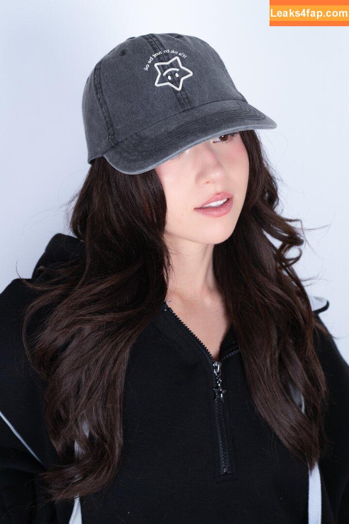 Pokimane / pokimanelol / pokinaneonlyfan leaked photo photo #0291