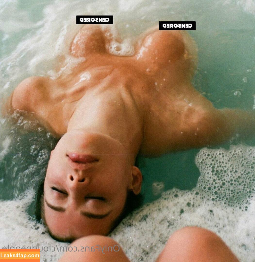 Sarah McDaniel / cloudpeople / krotchy leaked photo photo #0005