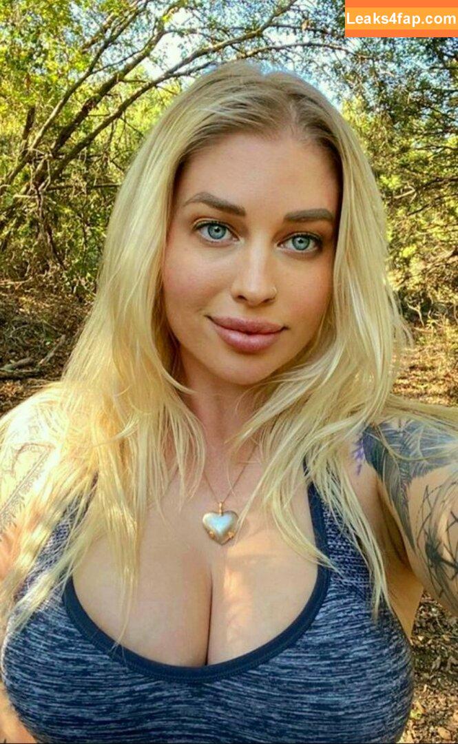Vicky Aisha / https: / vickyaisha слитое фото фото #0017