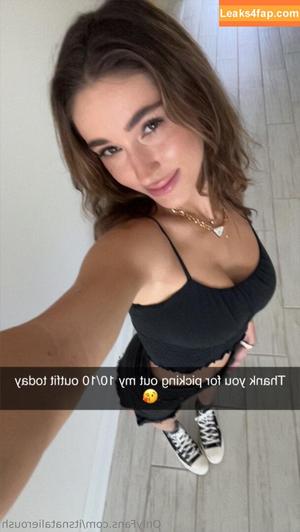Natalie Roush фото #0027