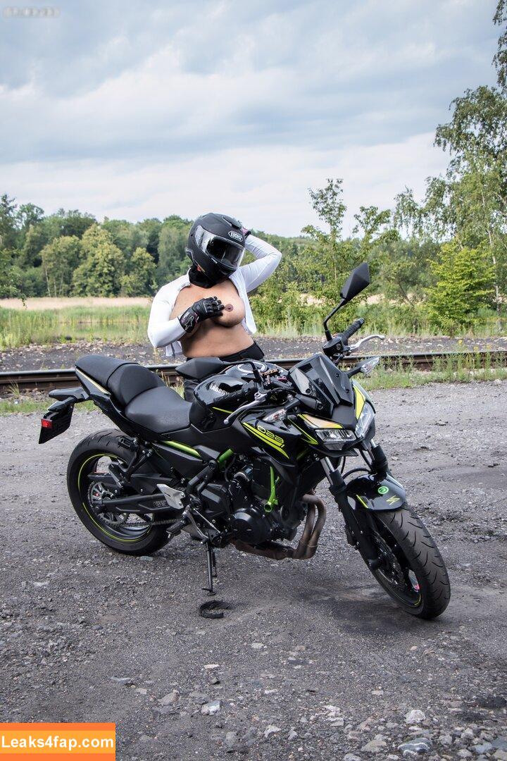 191107 /  leaked photo photo #1737