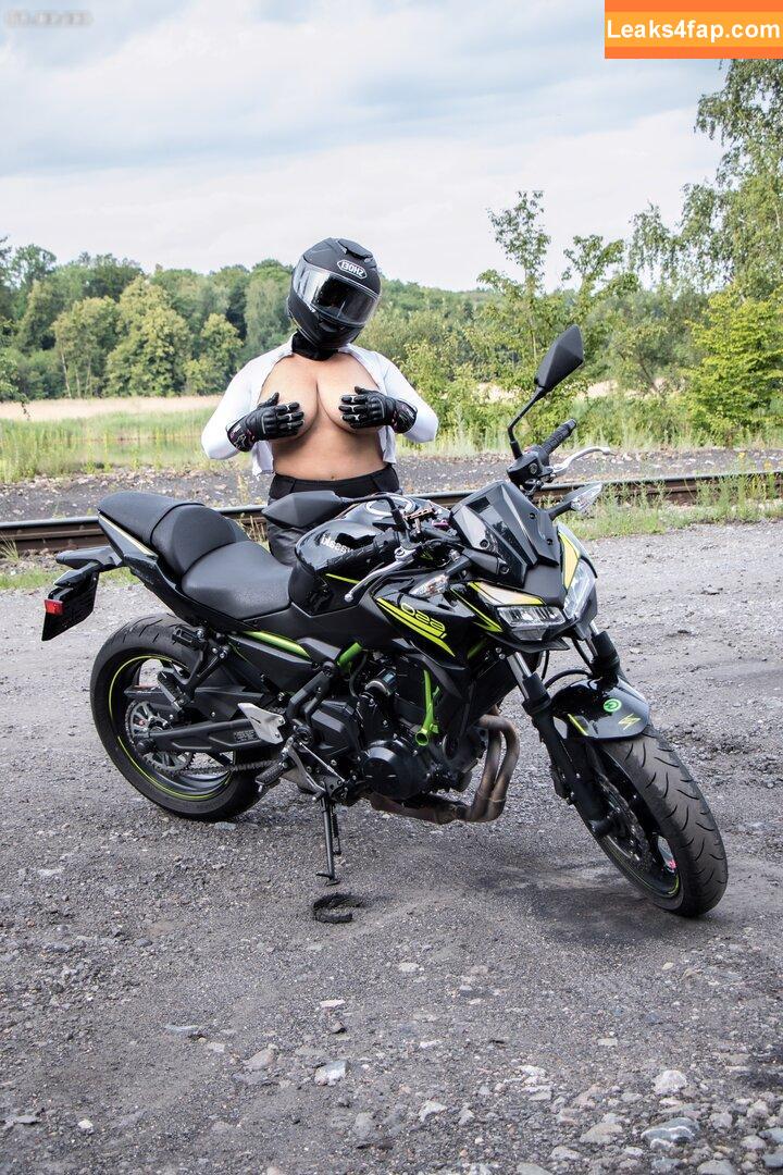 191107 /  leaked photo photo #1744