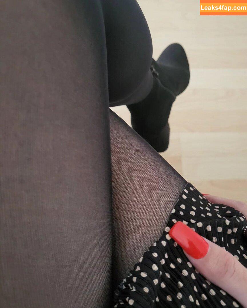 19th_nylon_lady82 / 19the_nylon_lady82 leaked photo photo #0011