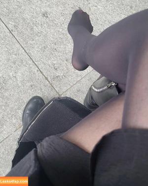 19th_nylon_lady82 photo #0050