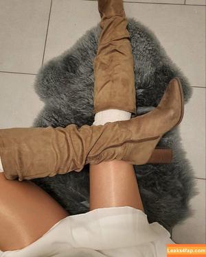 19th_nylon_lady82 фото #0071