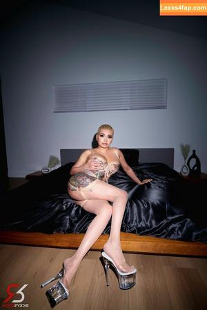 Aaliyah Hadid photo #0073
