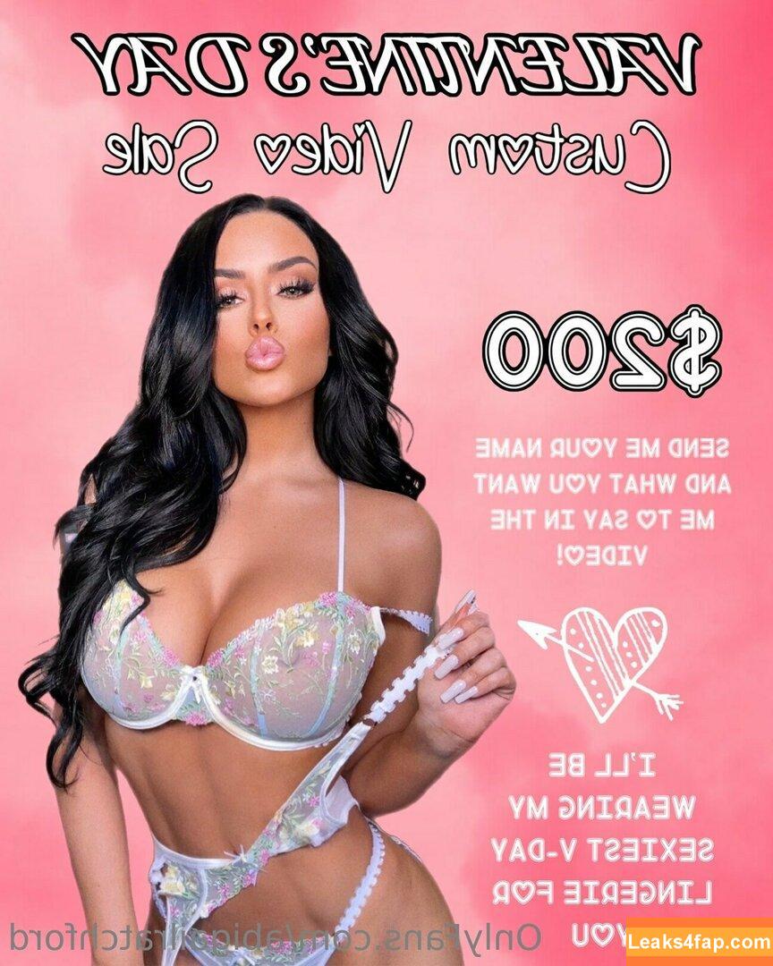 abigailratchford /  leaked photo photo #0040