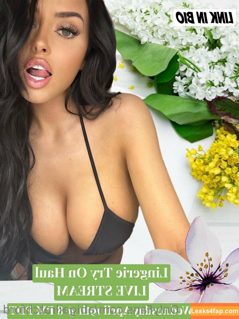 abigailratchford /  leaked photo photo #0048