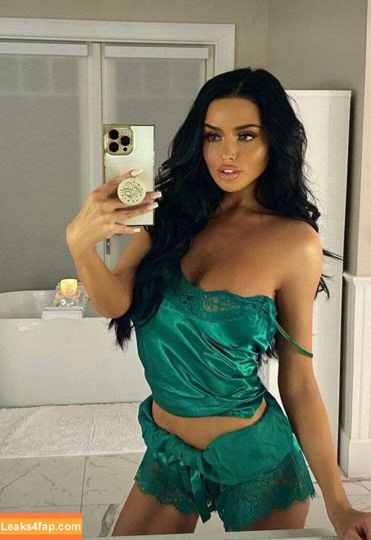 abigailratchford /  leaked photo photo #0059