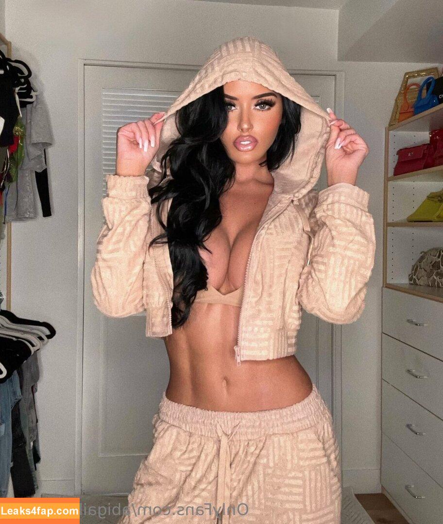 abigailratchford /  слитое фото фото #0095