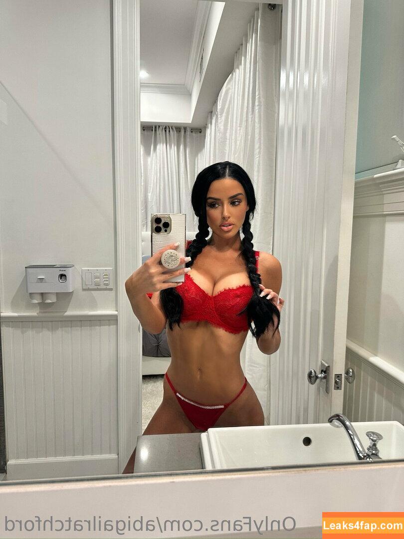 abigailratchford /  слитое фото фото #0107