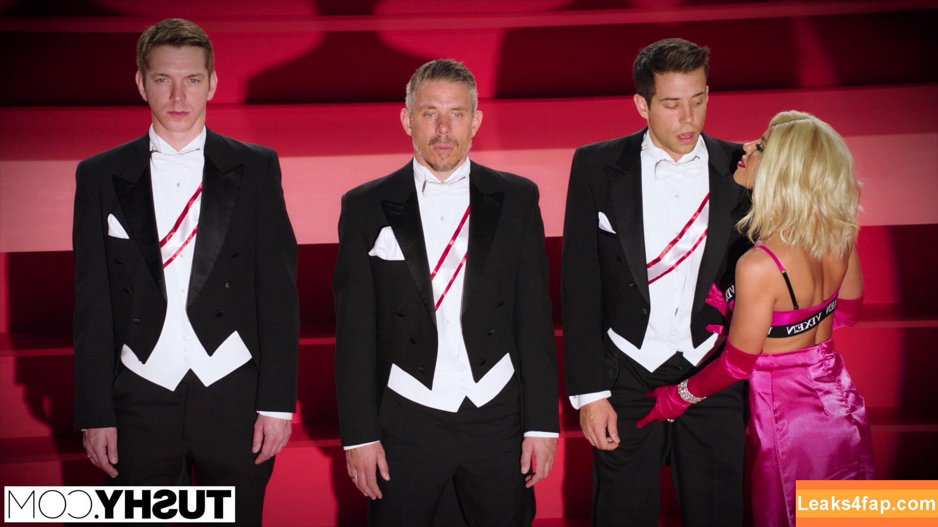 Adriana Chechik / adrianachechik / bratnasty69 / https: leaked photo photo #1005